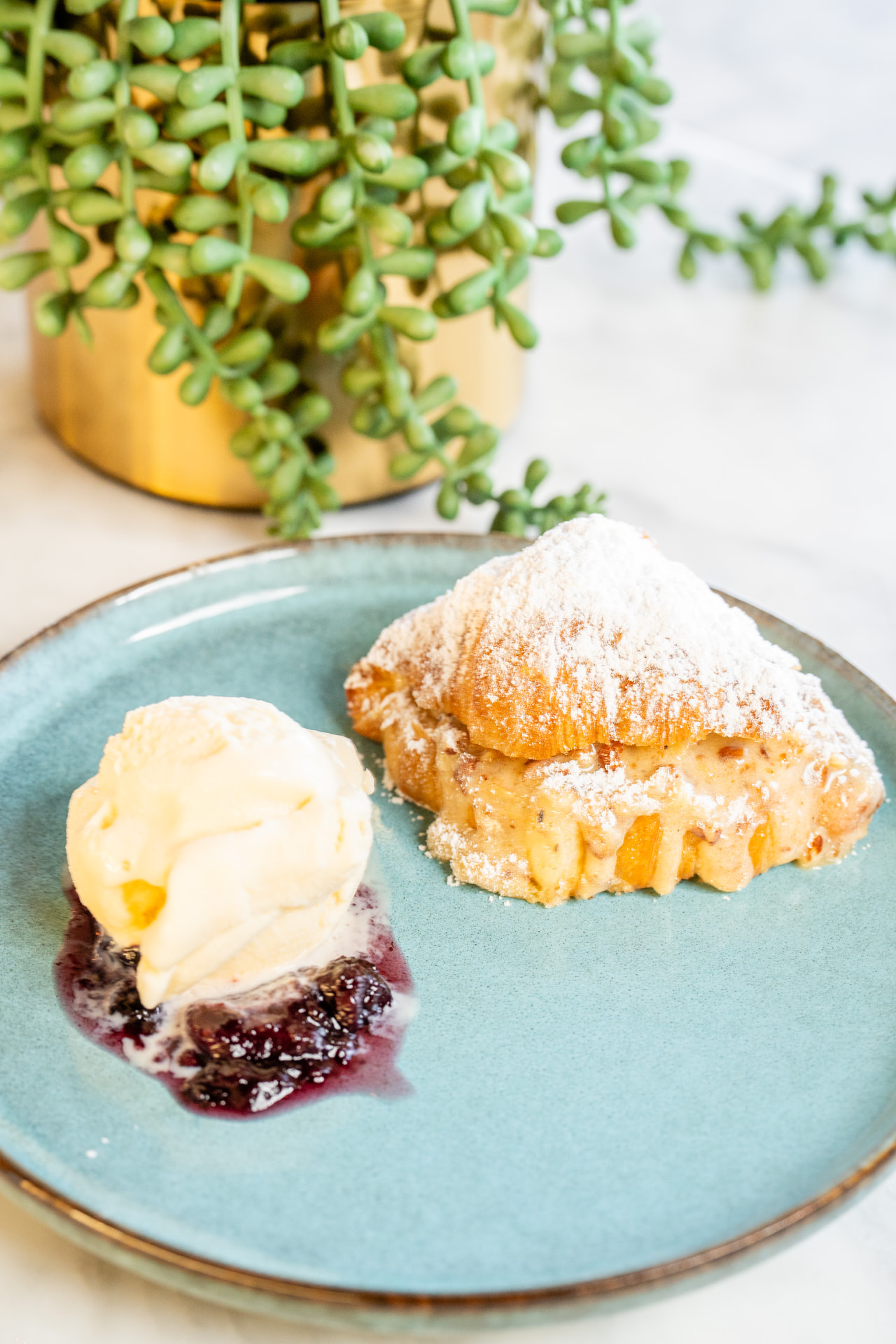 Almond Croissant
